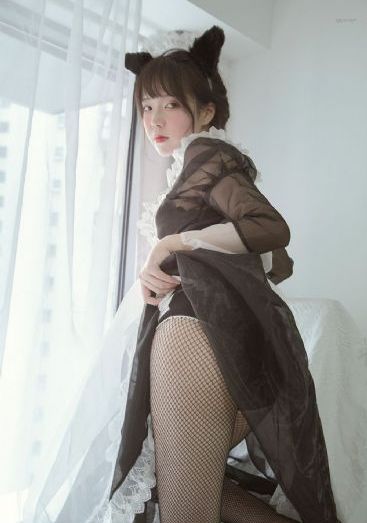 冰漪野外丰满人体1_JVID性感写真