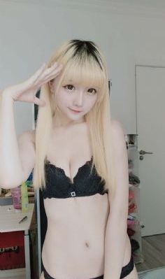 女人18毛片A级毛片免费观看_成人在线观看免费