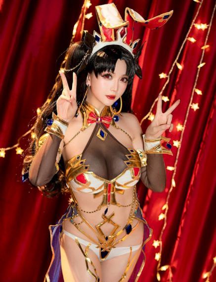 亚洲日日骚_BD高清迅雷在线观看