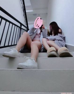 国产最爽的乱婬视频国语对白_超清在线播放观看